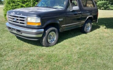 Ford-bronco-1996-black-2