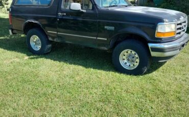 Ford-bronco-1996-black-3