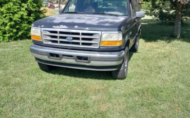 Ford-bronco-1996-black