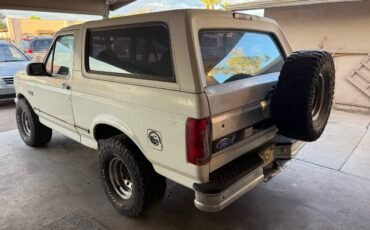 Ford-bronco-1996-white-3
