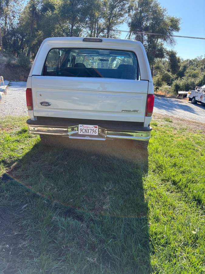 Ford-bronco-1996-white-4