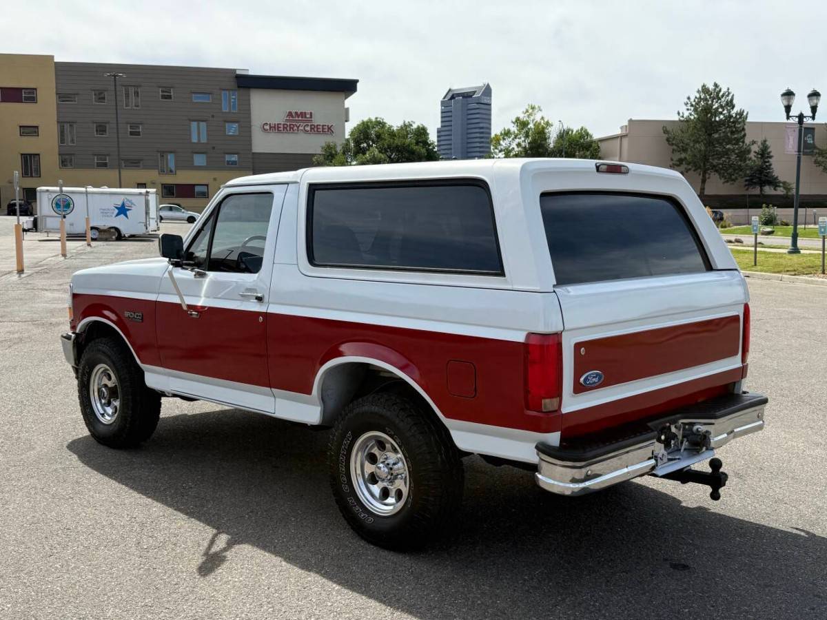 Ford-bronco-1996-white-6