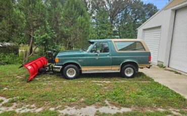Ford-bronco-4x4-1988-green-1