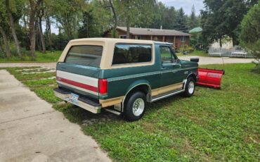Ford-bronco-4x4-1988-green-2