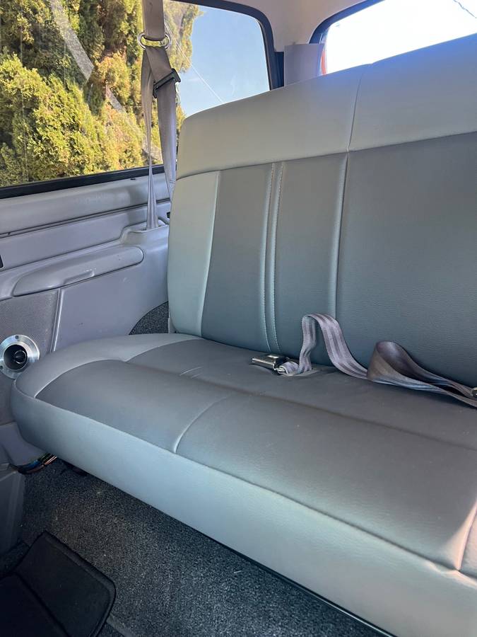 Ford-bronco-4x4-1994-black-10