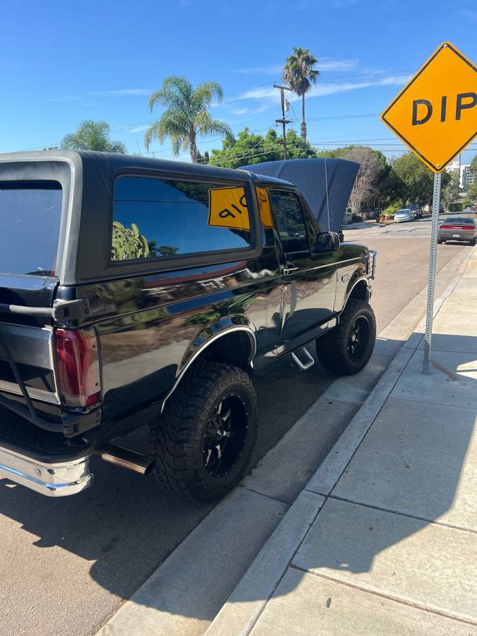 Ford-bronco-4x4-1994-black-18