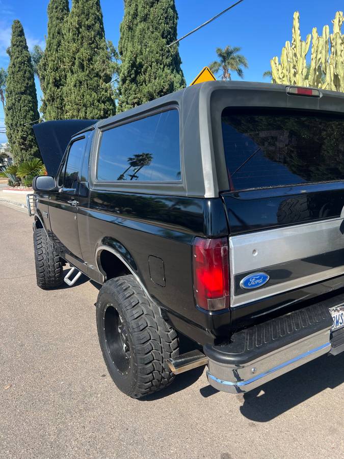 Ford-bronco-4x4-1994-black-20
