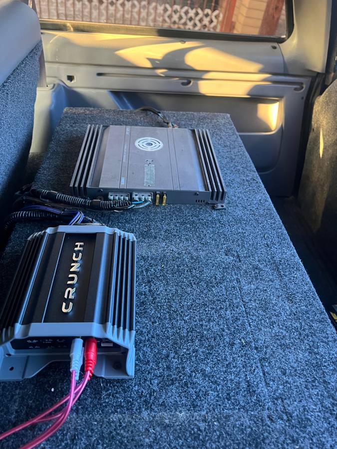 Ford-bronco-4x4-1994-black-22