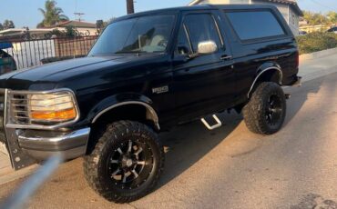 Ford-bronco-4x4-1994-black-4
