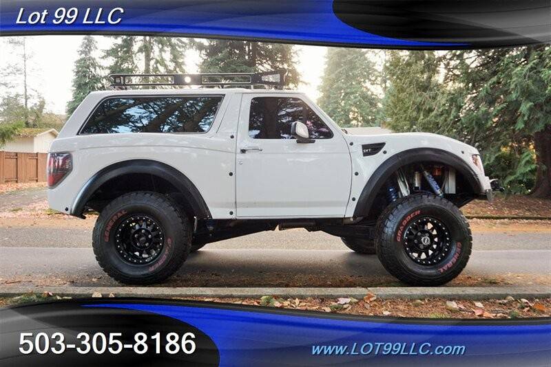 Ford-bronco-custom-build-troph-1991-white-1