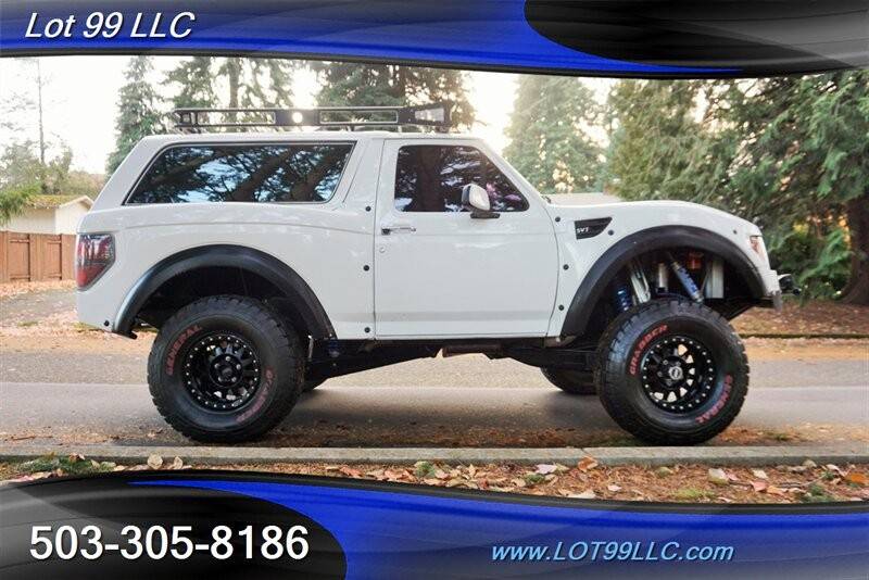 Ford-bronco-custom-build-troph-1991-white-2