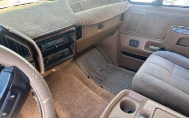 Ford-bronco-eddie-bauer-4x4-1990-red-12
