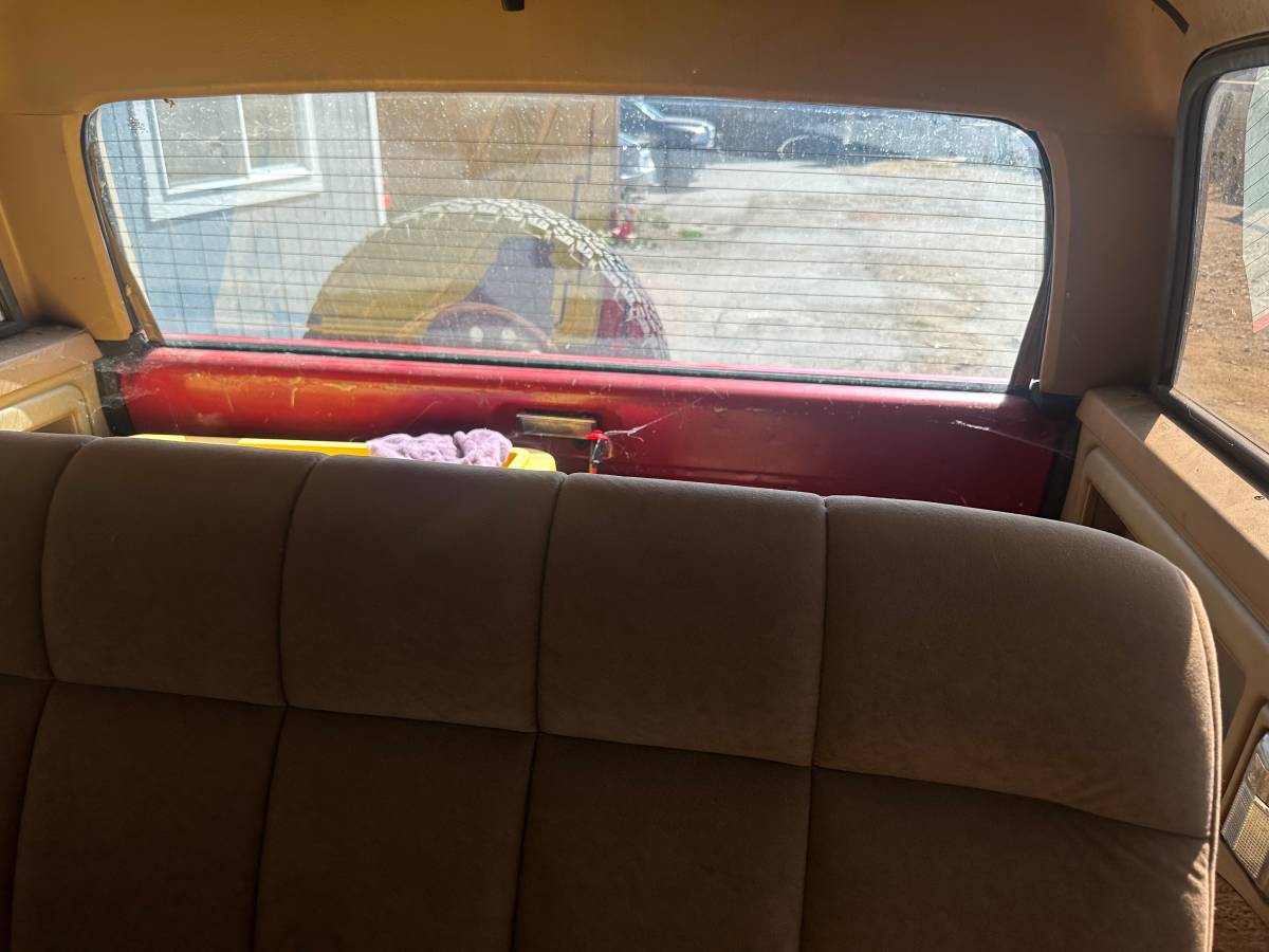 Ford-bronco-eddie-bauer-4x4-1990-red-5