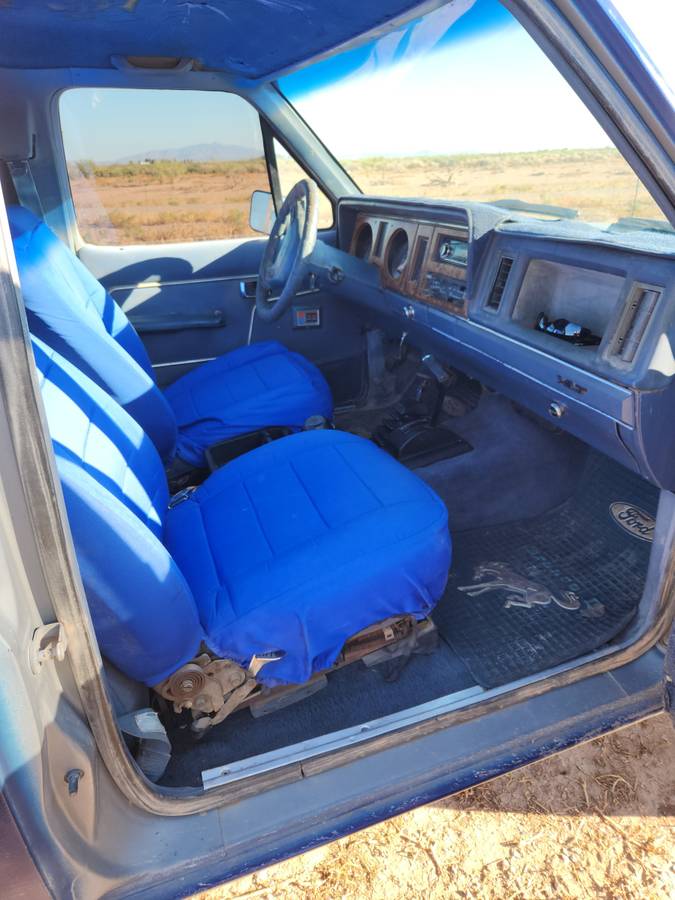 Ford-bronco-ii-1986-blue-1