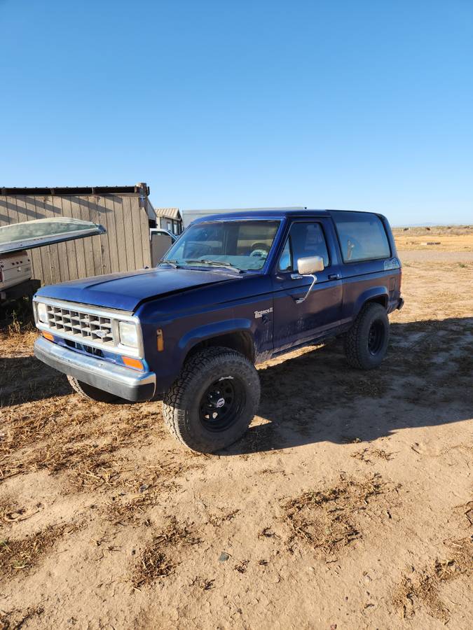 Ford-bronco-ii-1986-blue-3
