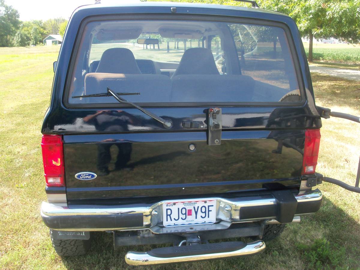 Ford-bronco-ii-1989-blue-3