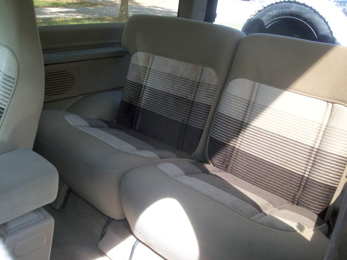 Ford-bronco-ii-1989-blue-7