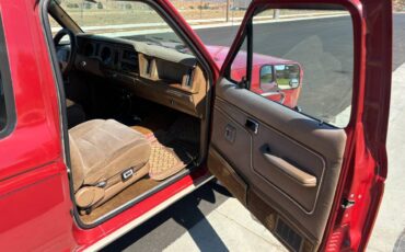 Ford-bronco-ii-xl-1986-red-16