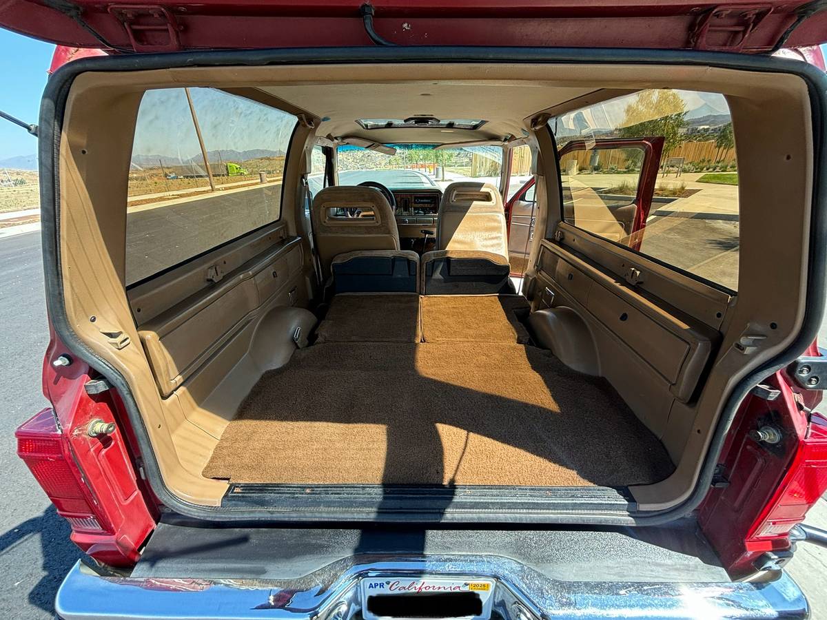 Ford-bronco-ii-xl-1986-red-3