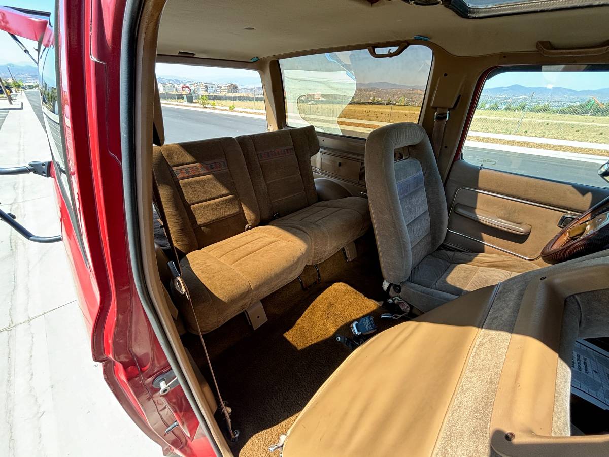 Ford-bronco-ii-xl-1986-red-4