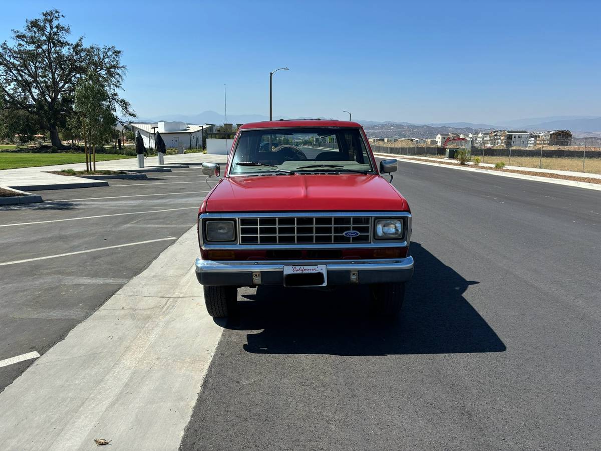 Ford-bronco-ii-xl-1986-red-6