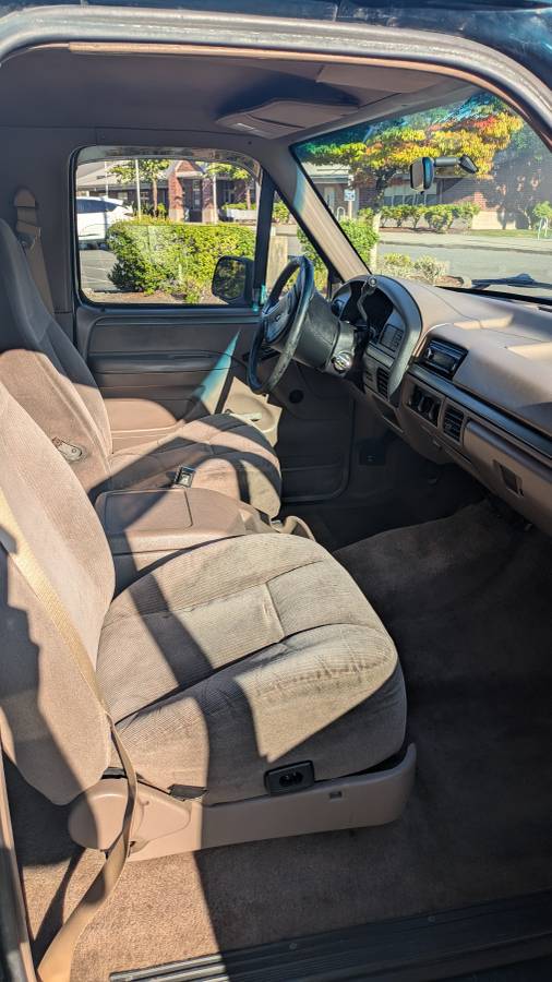 Ford-bronco-xl-1993-green-4