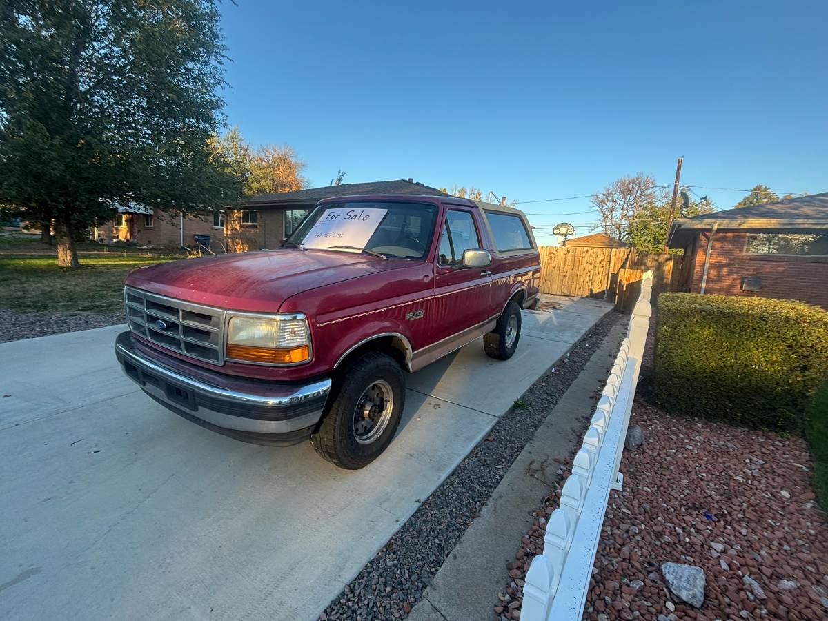 Ford-bronco-xl-1995-red-1