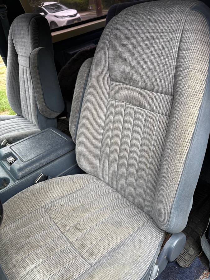 Ford-bronco-xlt-1989-3