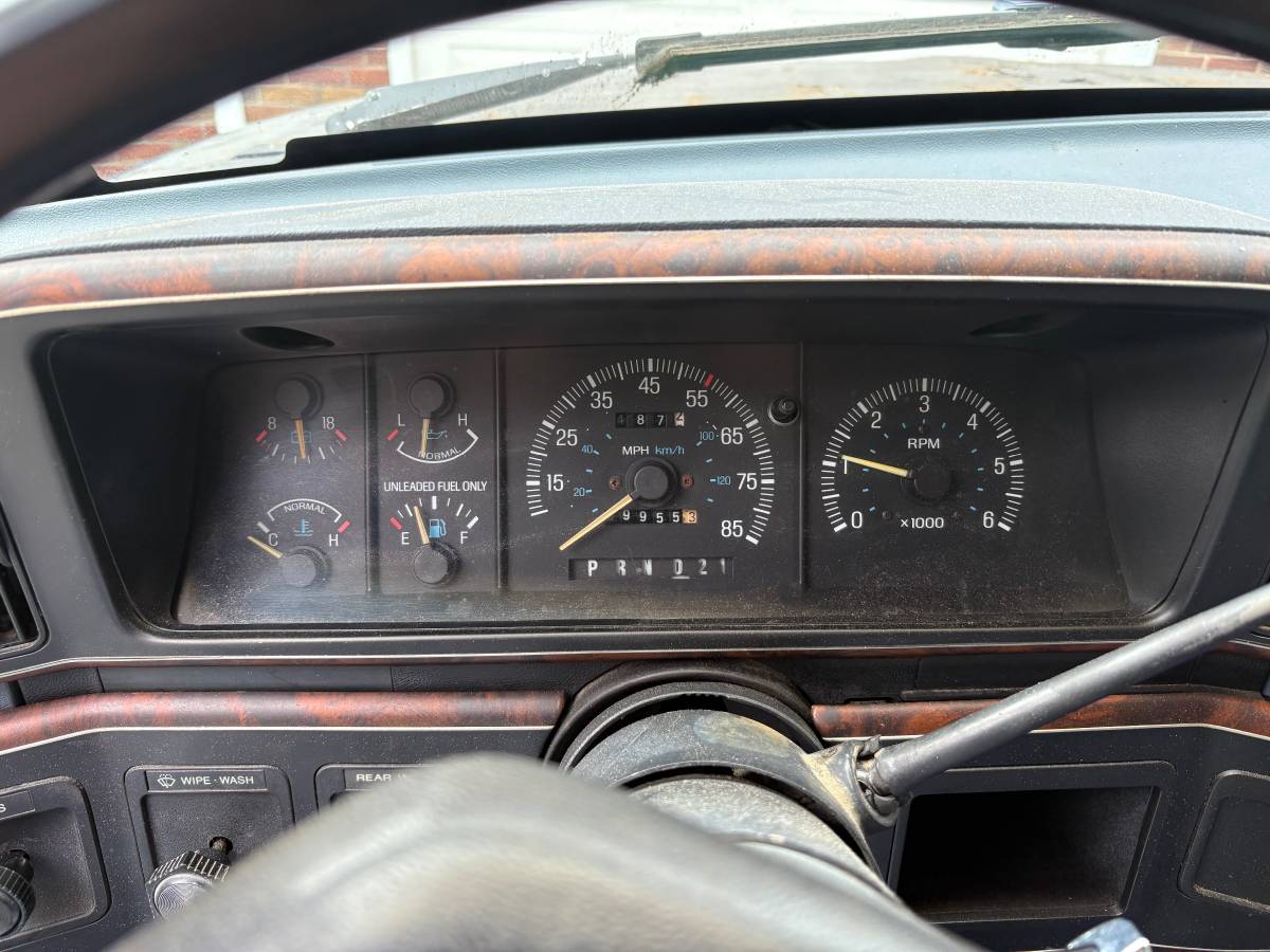 Ford-bronco-xlt-1989-6