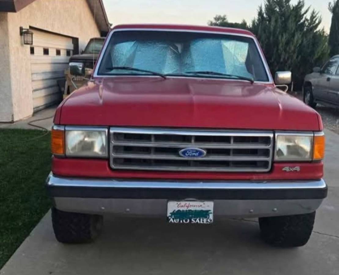 Ford-bronco-xlt-1989-red-1