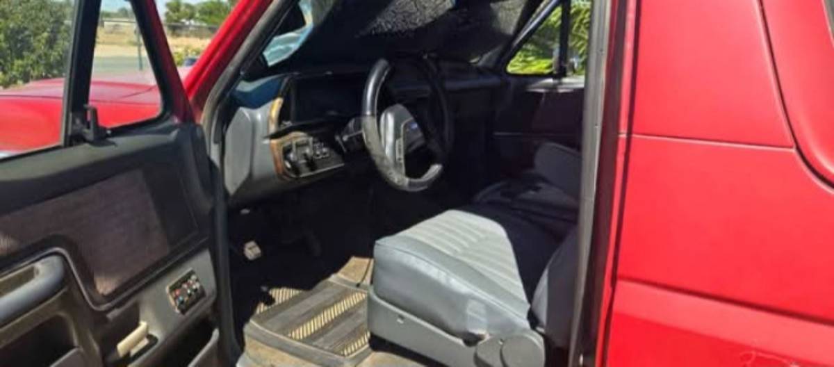 Ford-bronco-xlt-1989-red-7