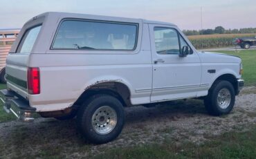 Ford-bronco-xlt-1993-white-7