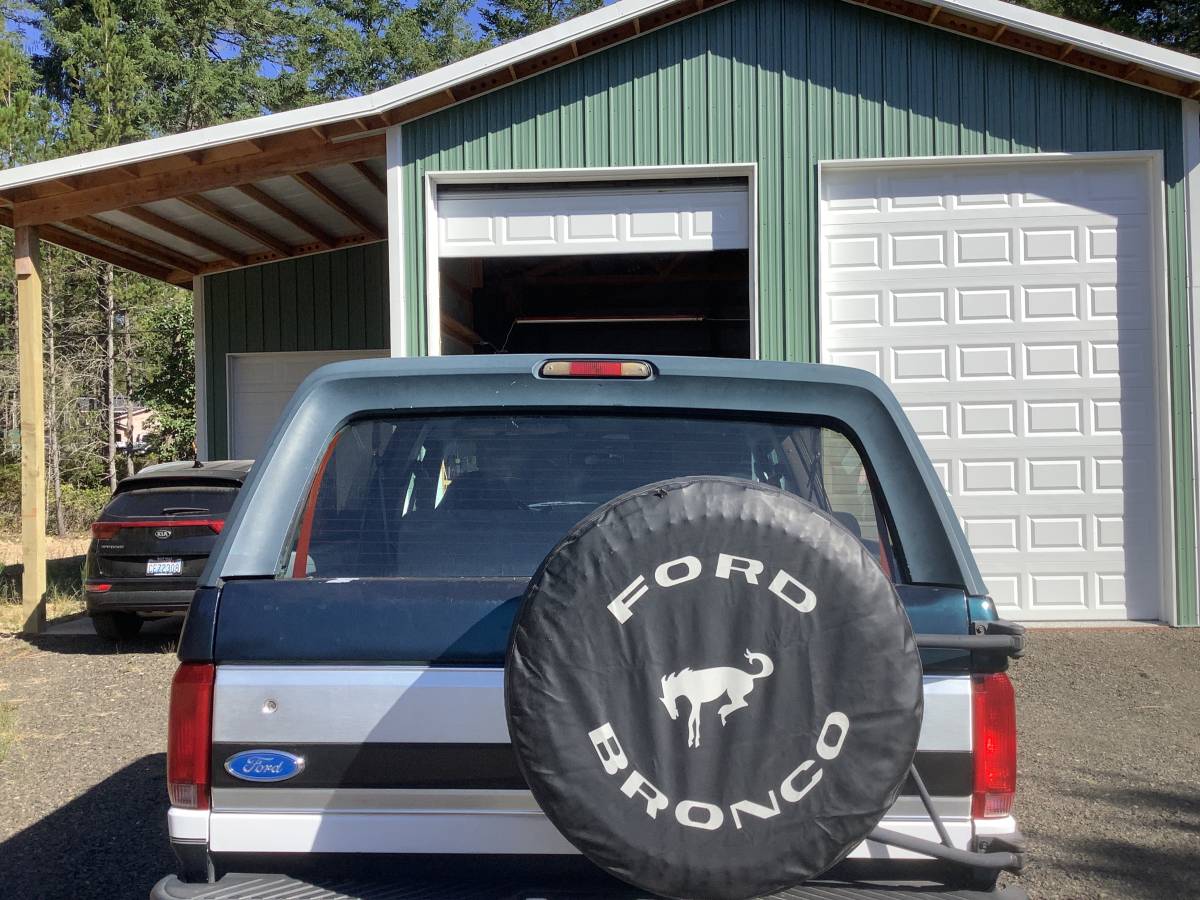 Ford-bronco-xlt-1994-green-1