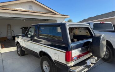 Ford-bronco-xlt-4x4-1989-blue-16