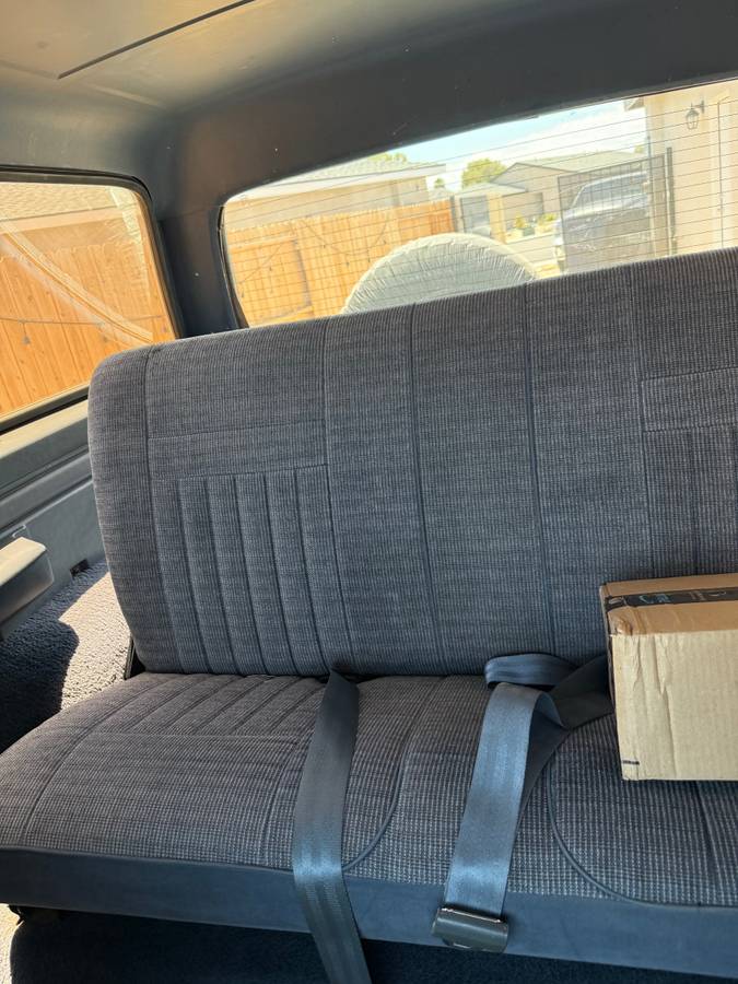 Ford-bronco-xlt-4x4-1989-blue-8