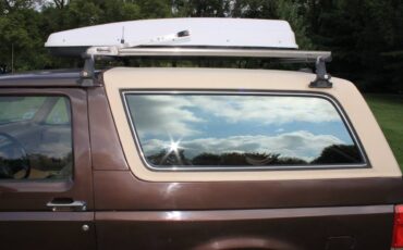 Ford-bronco-xlt-lariat-1989-10