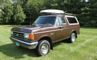 Ford-bronco-xlt-lariat-1989-12
