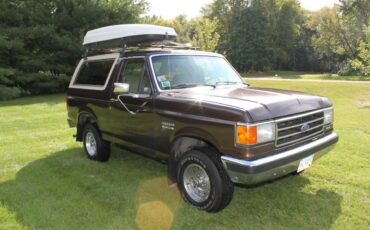 Ford-bronco-xlt-lariat-1989-14