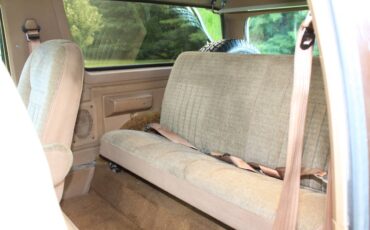 Ford-bronco-xlt-lariat-1989-2