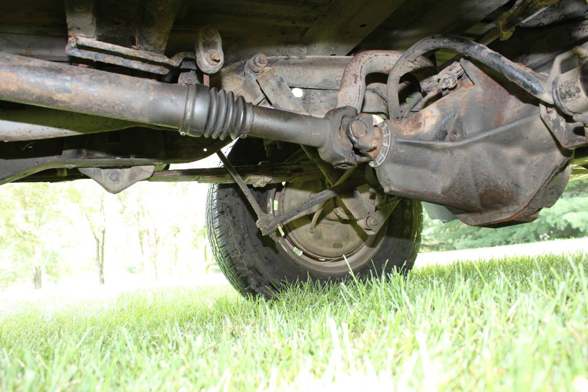 Ford-bronco-xlt-lariat-1989-21