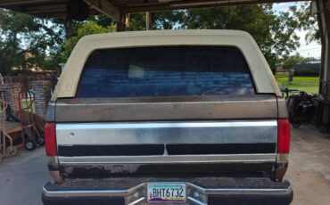 Ford-bronco.-1990-brown-5