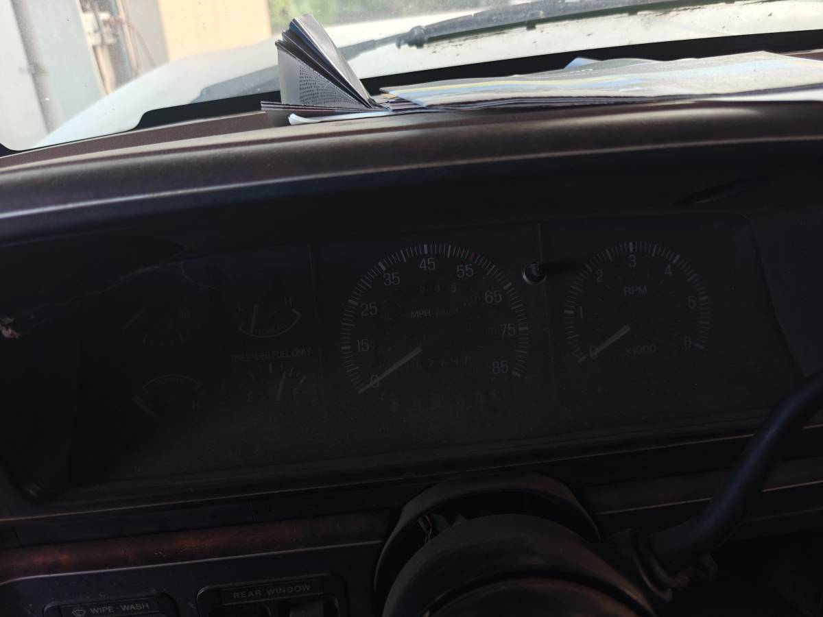 Ford-bronco.-1990-brown-9
