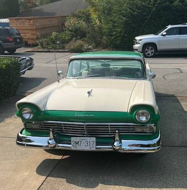 Ford-club-victoria-1957-green-1
