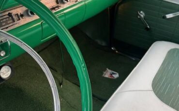 Ford-club-victoria-1957-green-5