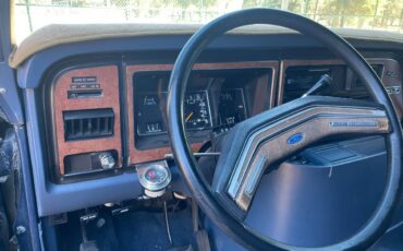 Ford-club-wagon-xlt-1987-brown-13