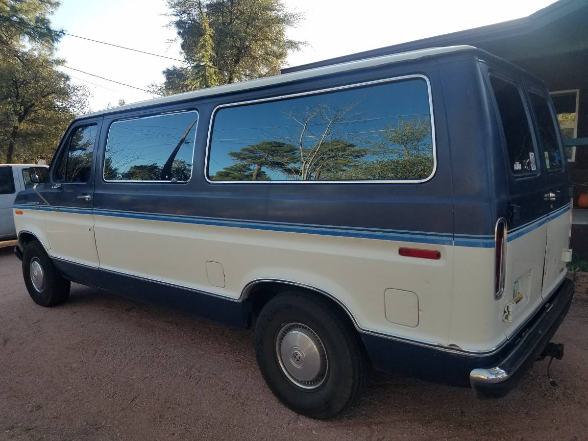 Ford-club-wagon-xlt-1987-brown-3