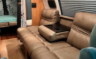 Ford-coachmen-conversion-camper-van-1996-white-3