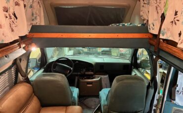 Ford-coachmen-conversion-camper-van-1996-white-8