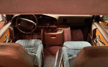 Ford-coachmen-conversion-camper-van-1996-white-9