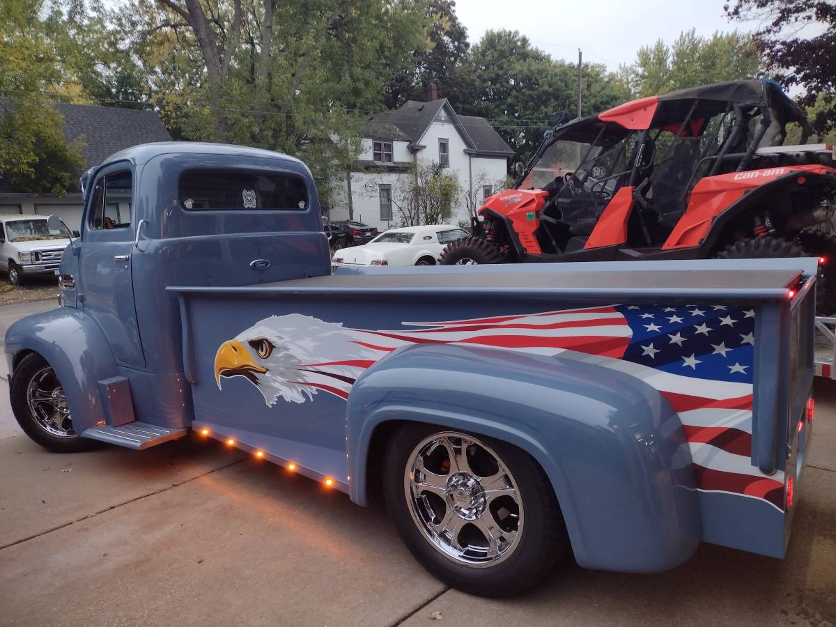 Ford-coe-1952-blue-1